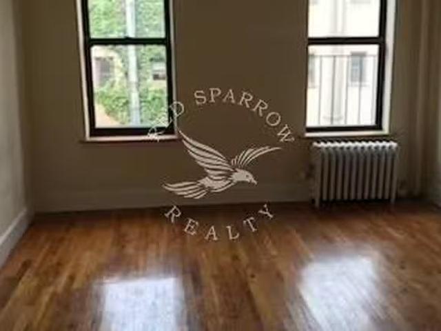 Apartment for rent in Arverne, New York