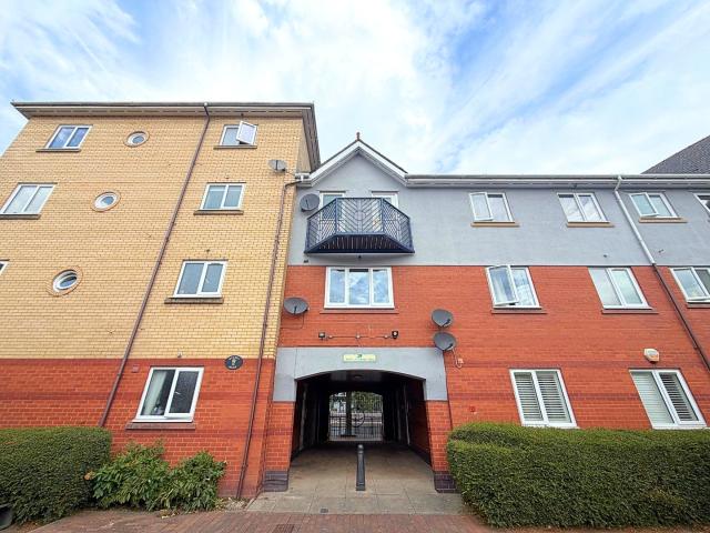 Apartment for rent in Salford Quays, Salford