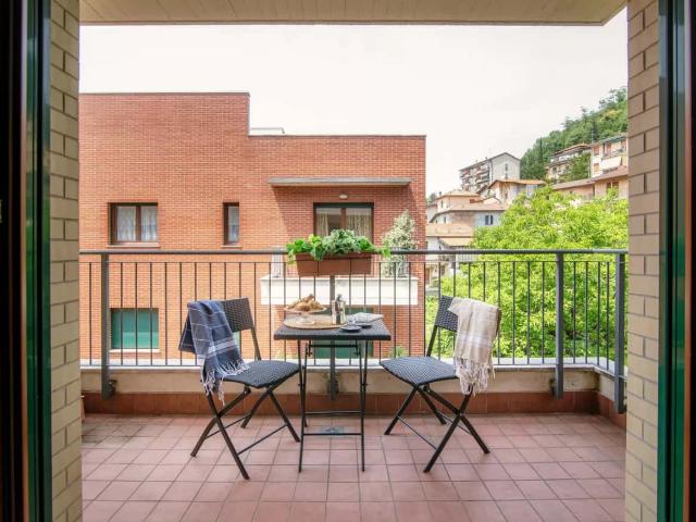 Appartamento in affitto a Sagnino, Como