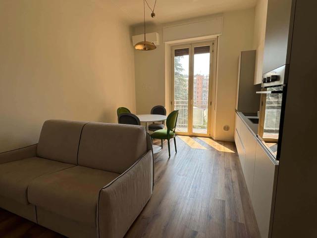 Appartamento in affitto a Municipio 2, Milano