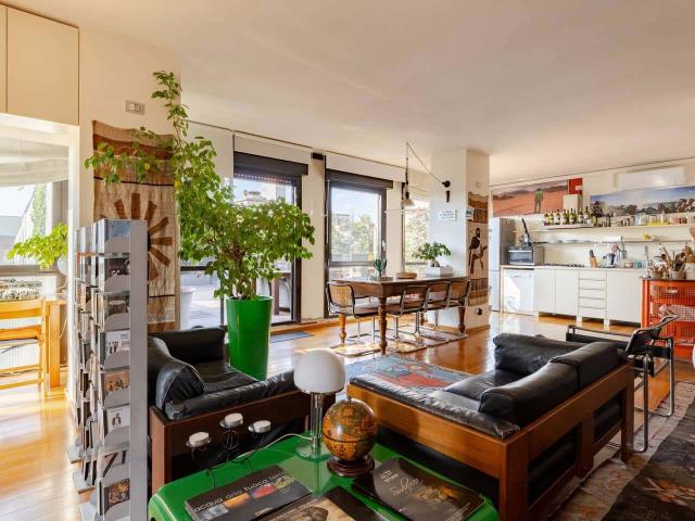 Appartamento in affitto a Ovest, Brenzone