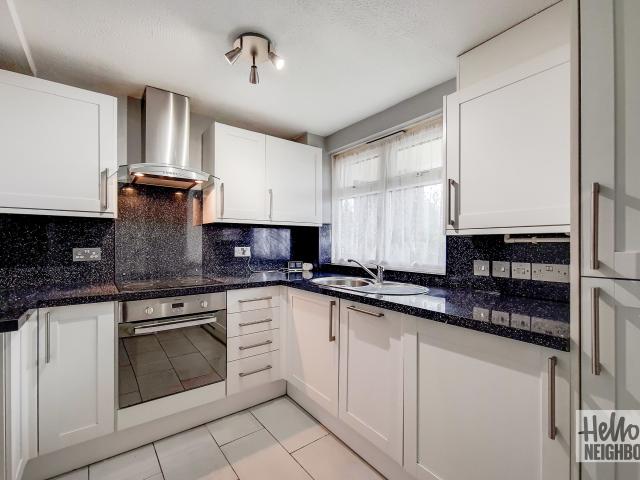 Apartment for rent in London Borough of Croydon, Forestdale