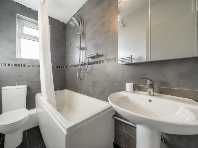 Apartment for rent in London Borough of Islington, Greater London