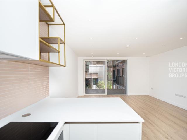 Apartment for rent in Alperton, Greater London