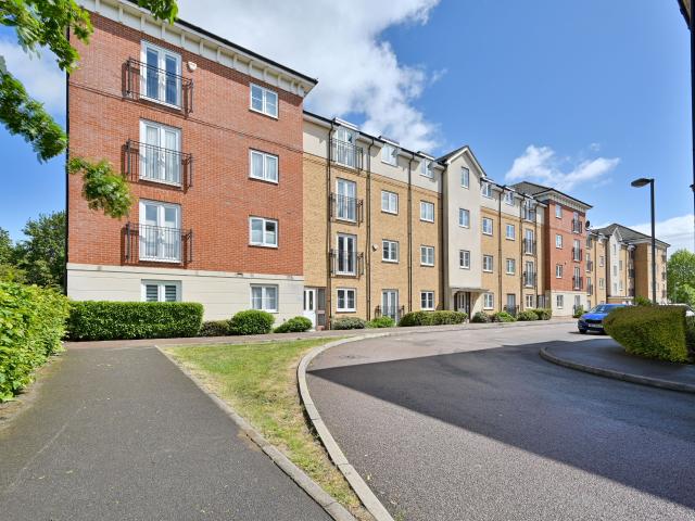 Apartment for rent in Kingswood, North Watford