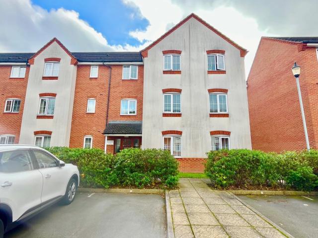 Apartment for rent in Balls Hill, Hill Top