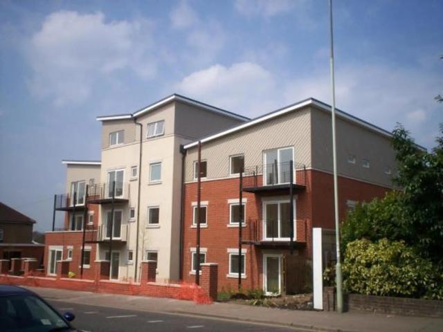 Apartment for rent in Holywell Estate, North Watford