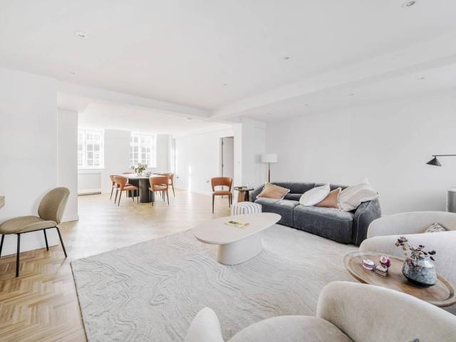 Apartment for rent in Chelsea, Cat Hill