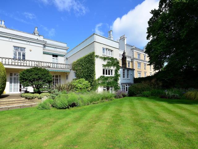 Apartment for rent in London Borough of Wandsworth, Greater London
