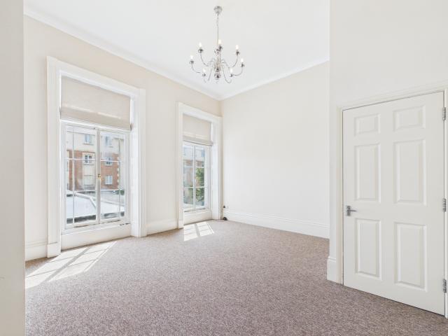 Apartment for rent in Lynworth, Golden Valley