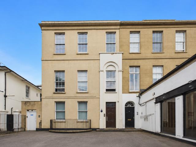 Apartment for rent in Lynworth, Golden Valley