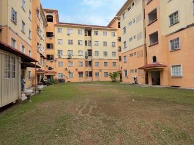 Apartment for sale in Kajang, Langat