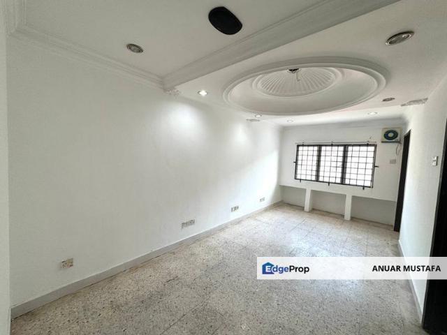 Shop for sale in Langat, Selangor