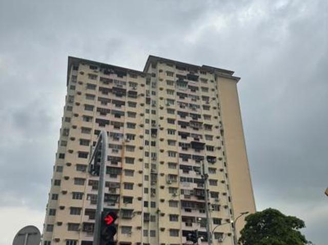 Apartment for sale in Country Heights Damansara, Kuala Lumpur