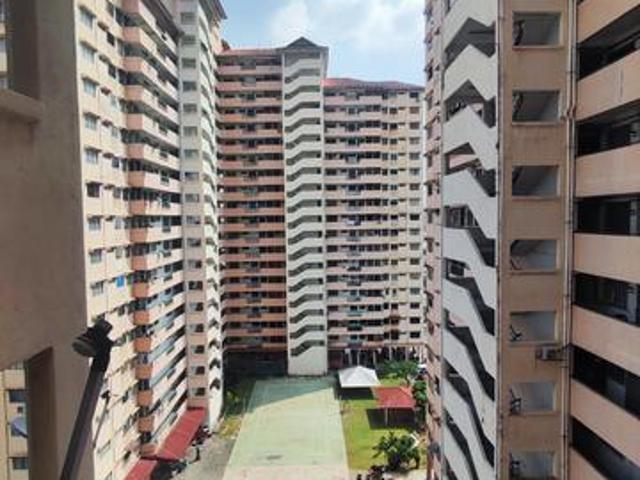 Apartment for sale in Country Heights Damansara, Kuala Lumpur