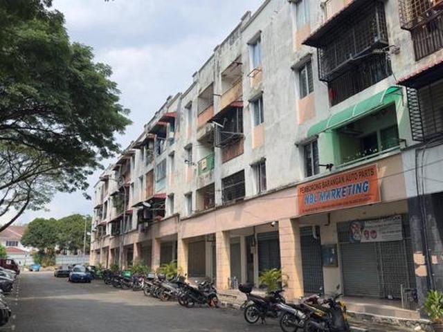 Apartment for sale in Kajang, Langat