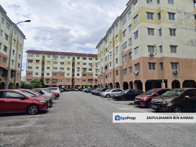 Flat for sale in Kajang, Langat