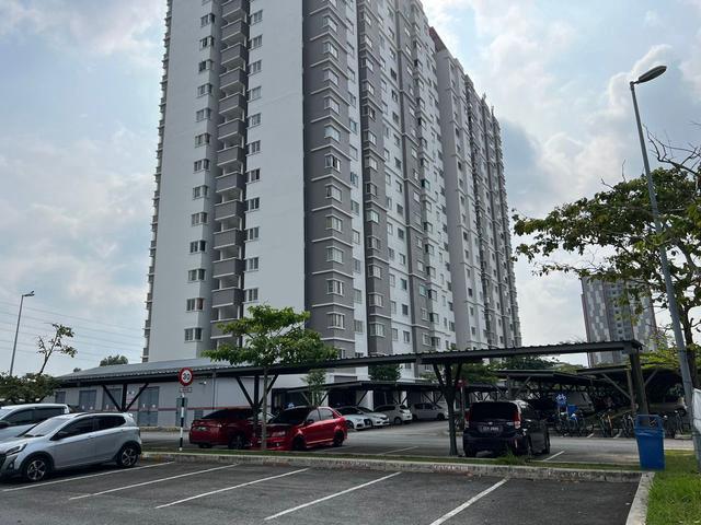 Apartment for sale in Shah Alam, Petaling