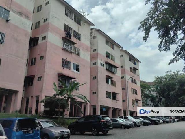Flat for sale in Kajang, Langat