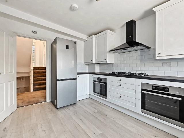 Apartment for rent in Kensal Town, Greater London