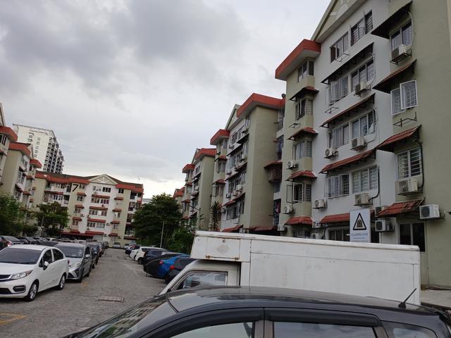 Apartment for sale in Country Heights Damansara, Kuala Lumpur
