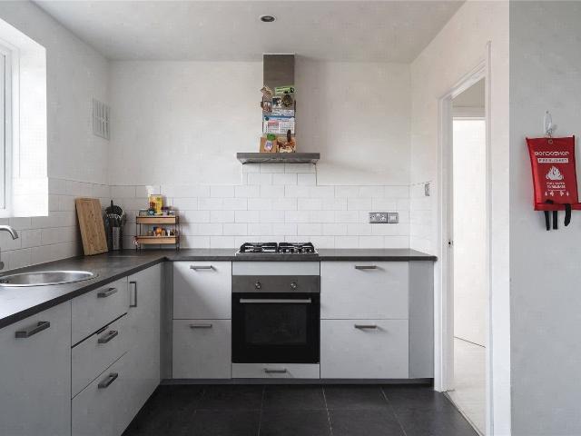 Apartment for rent in London Borough of Lambeth, Greater London