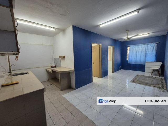 Flat for sale in Petaling, Damansara Damai