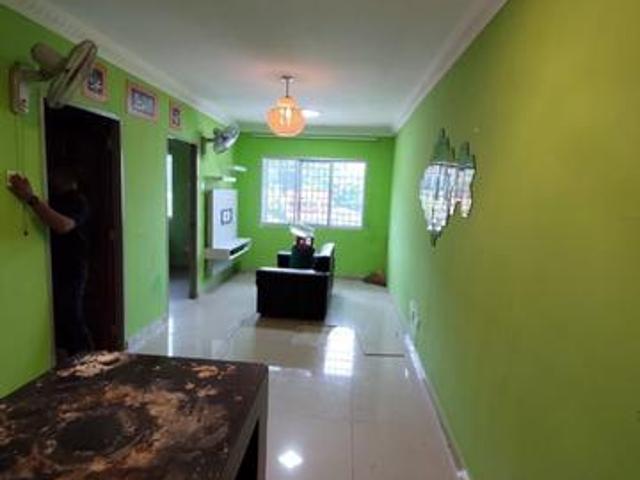 Apartment for sale in Petaling, Damansara Damai