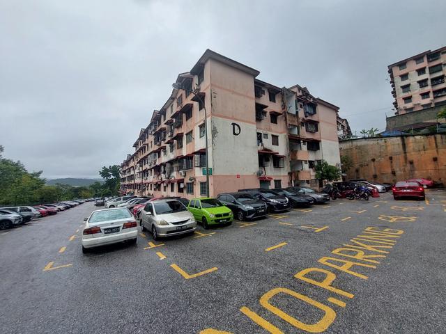 Apartment for sale in Petaling, Damansara Damai