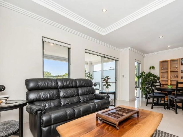 Apartment for rent in Doubleview, City of Stirling
