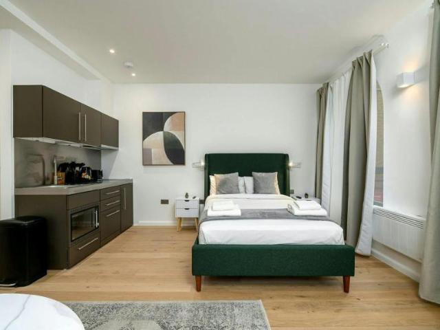 Apartment for rent in East Greenwich, Greater London