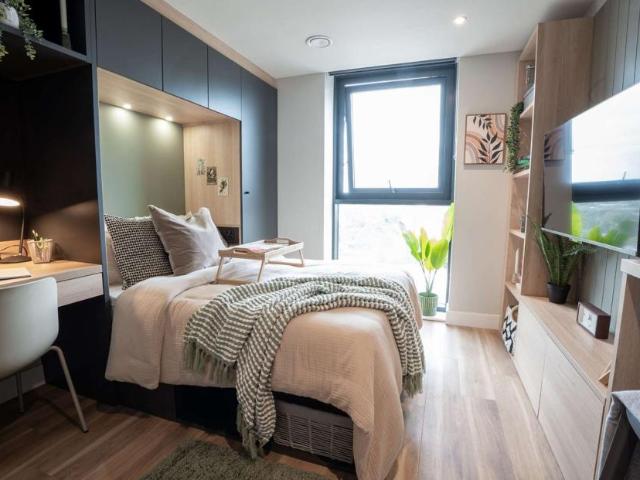 Apartment for rent in Lyons, Greater London