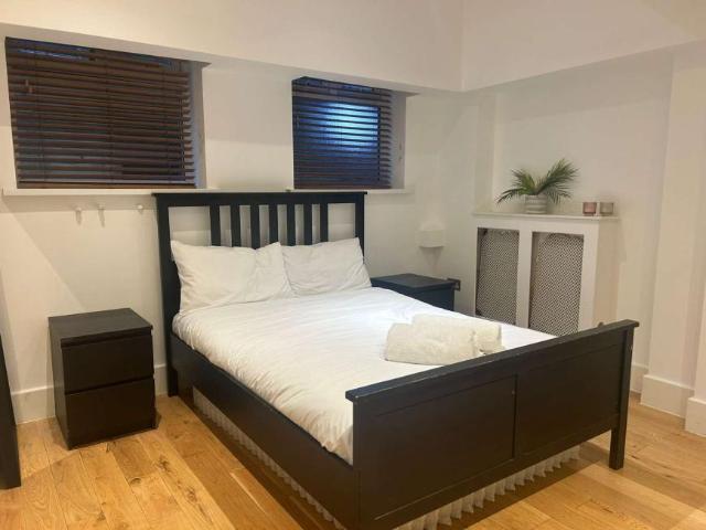 Apartment for rent in Lyons, Greater London