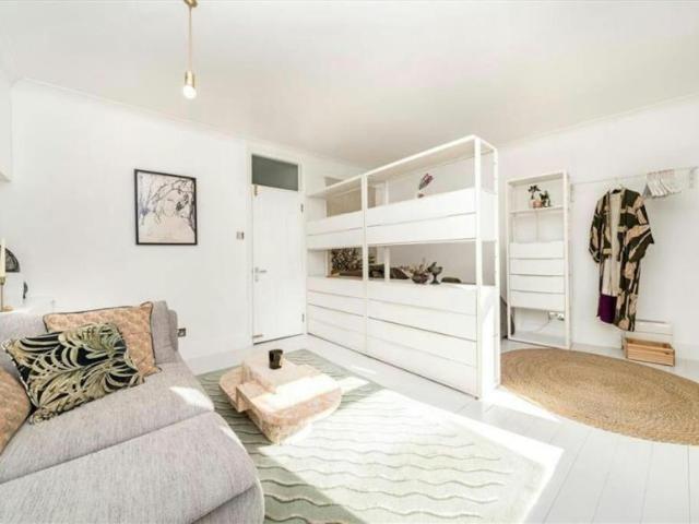 Apartment for rent in London Borough of Lewisham, Brockley