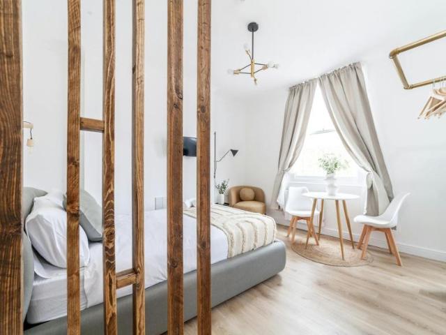 Apartment for rent in Brownswood Park, Stoke Newington