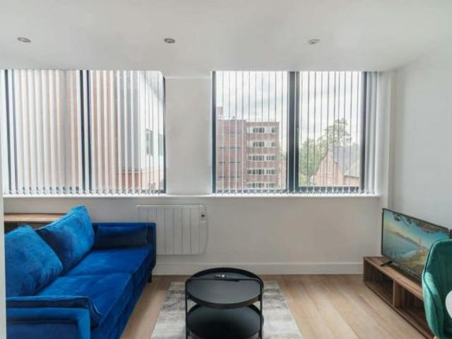 Apartment for rent in Gorse Hill, Trafford Park