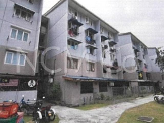Apartment for sale in Kuala Lumpur, Country Heights Damansara