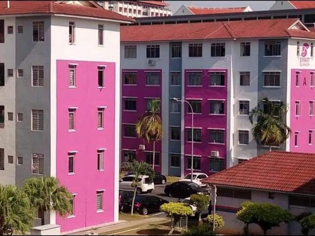 Apartment for sale in Tanjong Sepat, Selangor