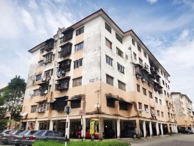 Flat for sale in Kajang, Langat