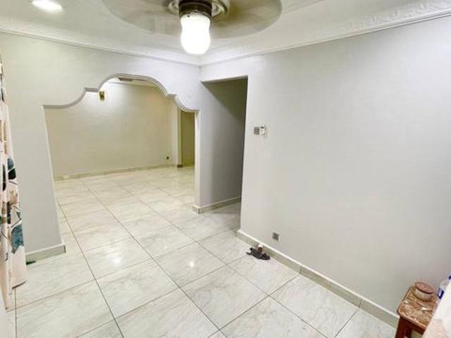 Apartment for sale in Country Heights Damansara, Kuala Lumpur
