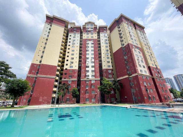 Apartment for sale in Petaling, Damansara Damai