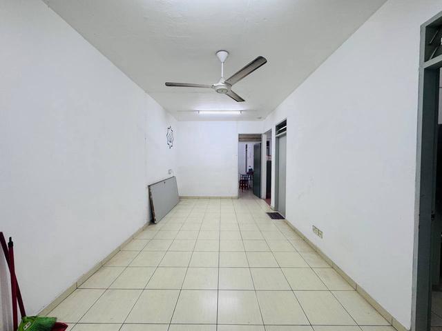 Apartment for sale in Petaling Jaya, Petaling