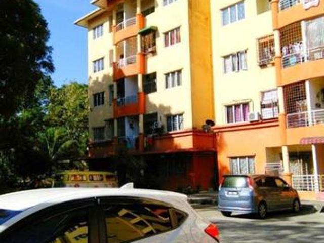 Apartment for sale in Shah Alam, Petaling