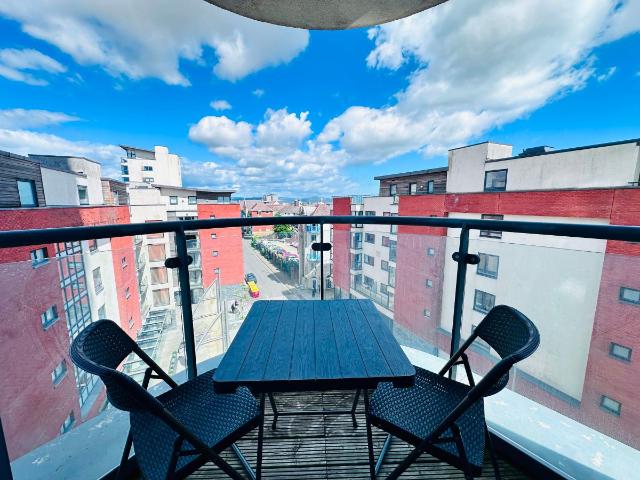 Apartment for rent in Nangreaves, Wales