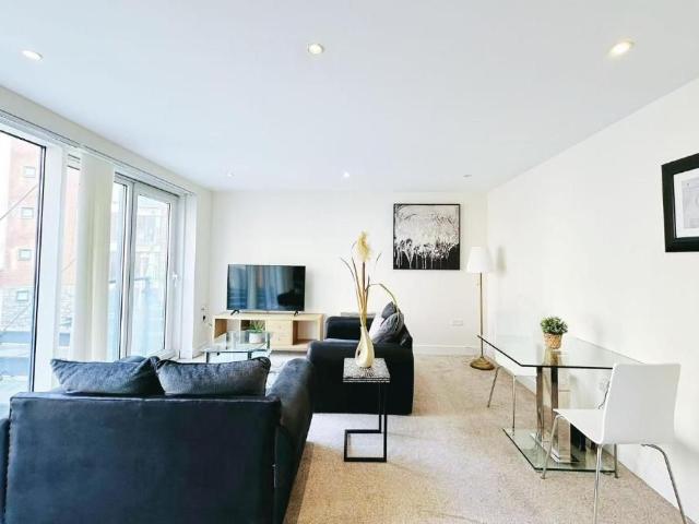 Apartment for rent in Nangreaves, Wales
