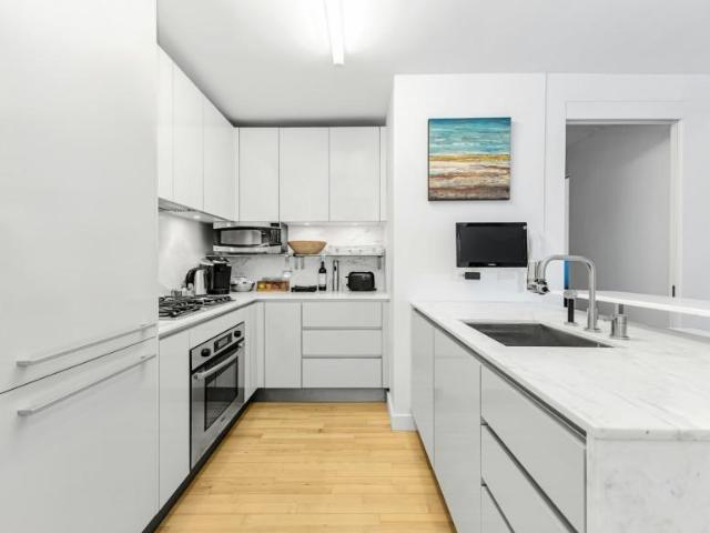 Apartment for sale in Arverne, New York