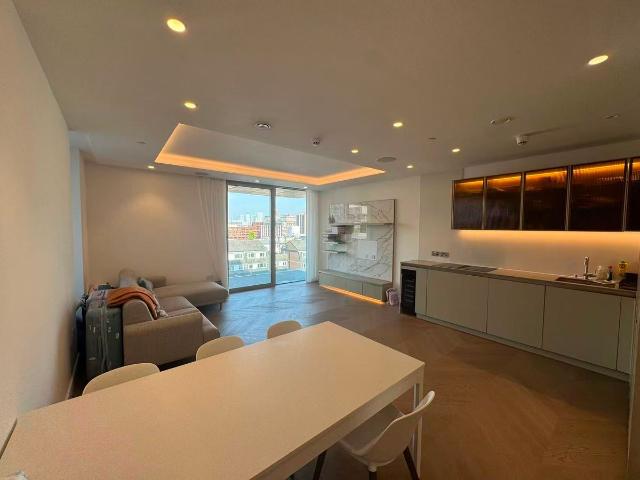Apartment for rent in Aldgate, Lyons