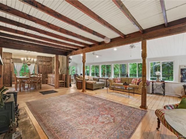 Property for rent in Bedford, New York