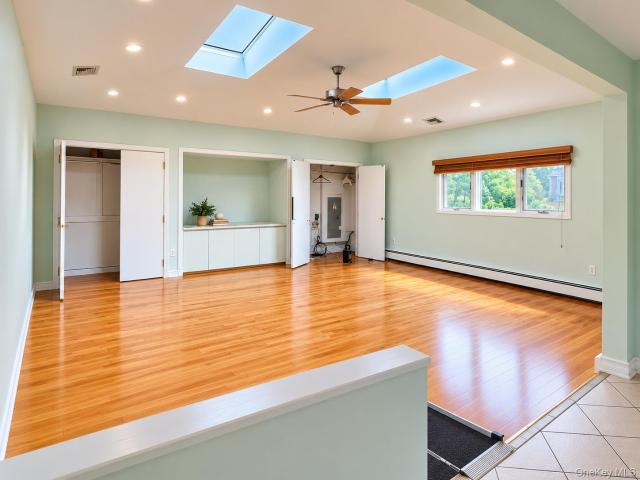 Property for rent in Huntington, New York