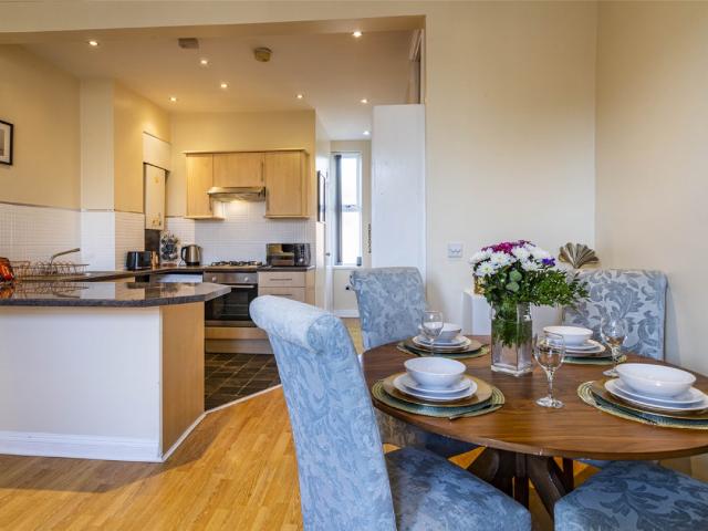 Apartment for rent in Abbey Park, Barton In Fabis